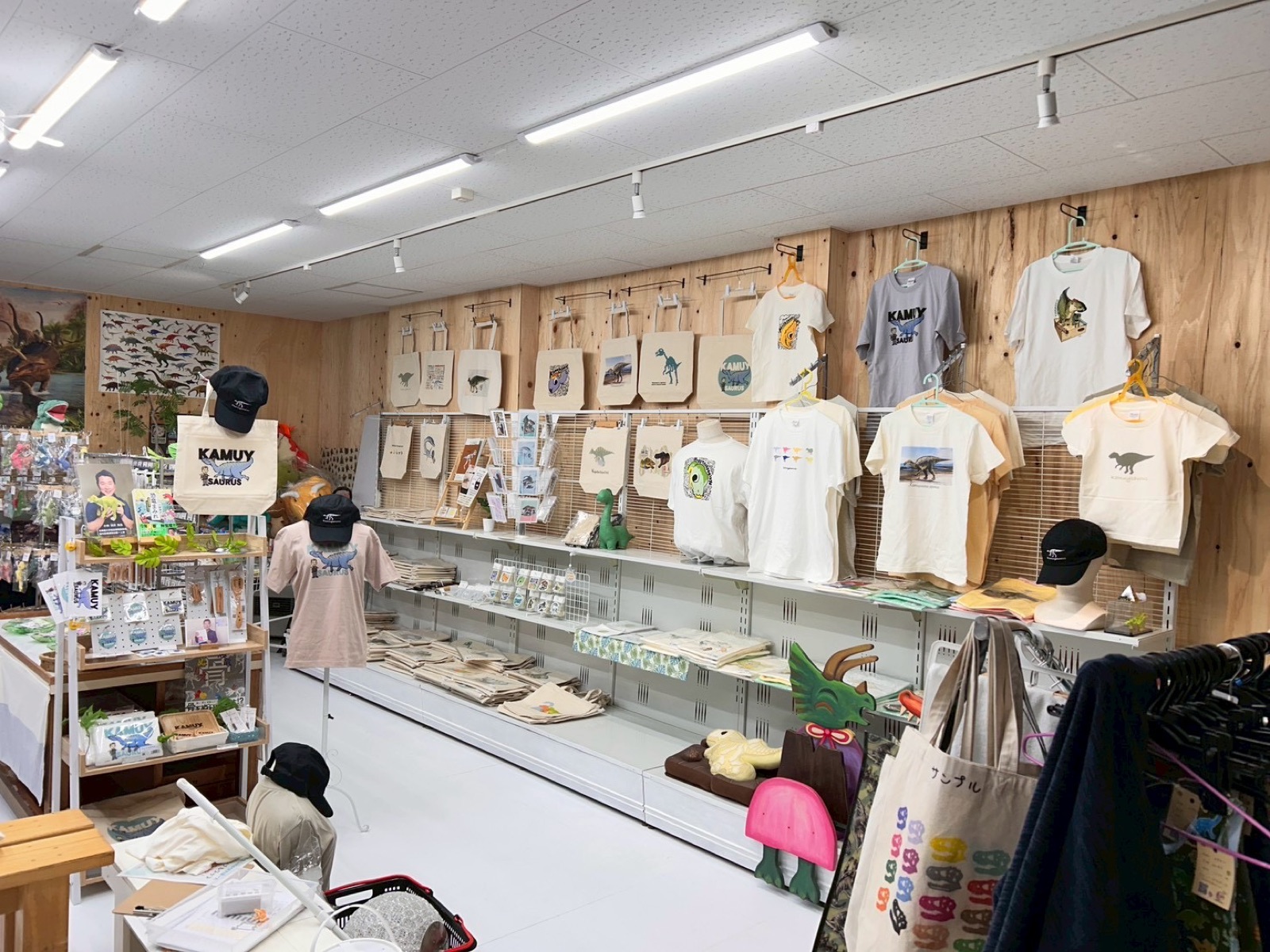 恐竜ショップ店内